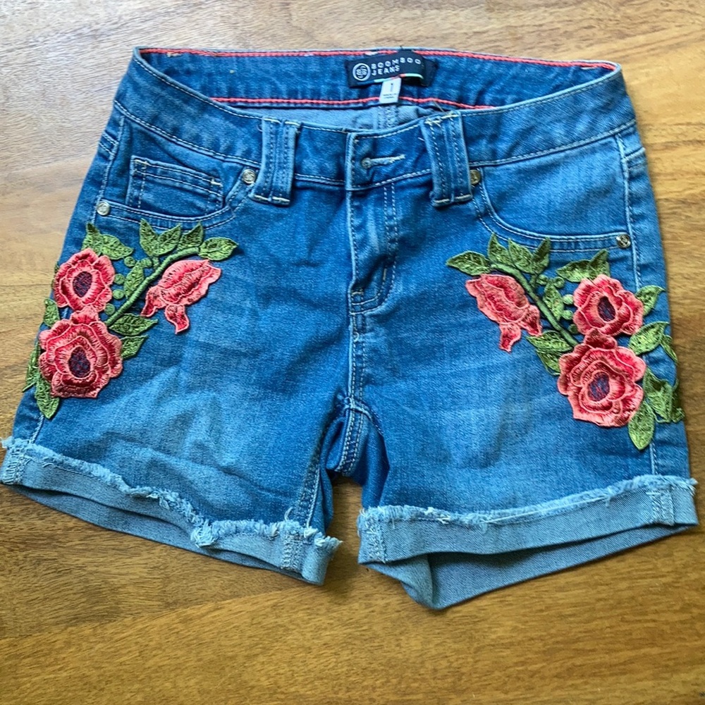 Rose Appliqué Jean Shorts Size 1